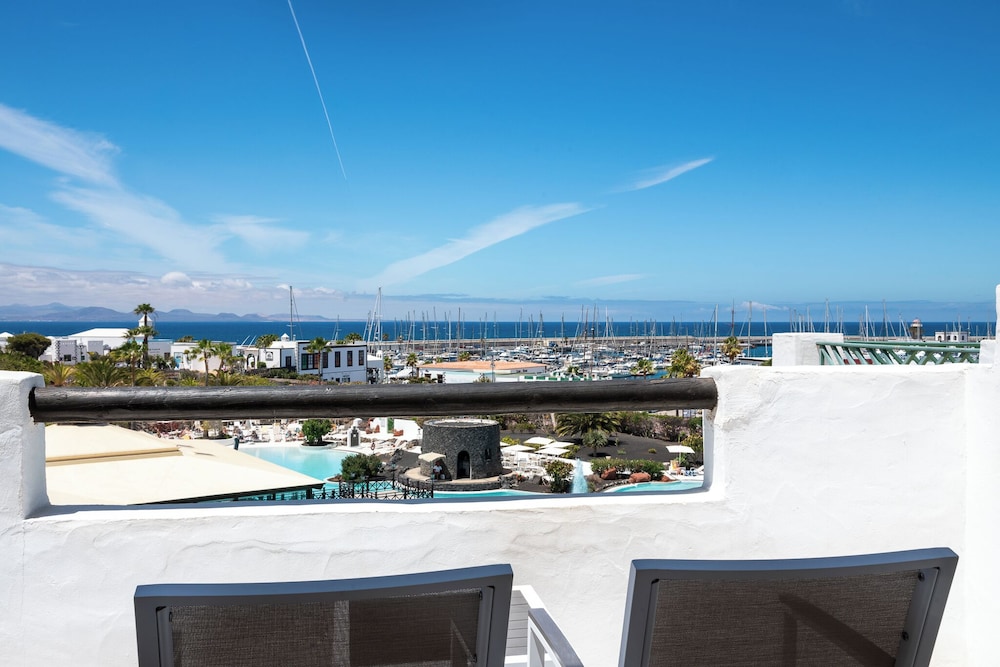 Hotel LIVVO Volcán Lanzarote — Attractions in the area in Playa Blanca, Canary Islands