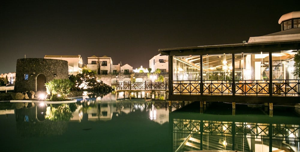 Hotel LIVVO Volcán Lanzarote — Swimming pool in Playa Blanca, Canary Islands