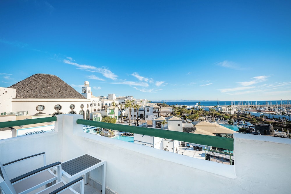 Hotel LIVVO Volcán Lanzarote — Attractions in the area in Playa Blanca, Canary Islands