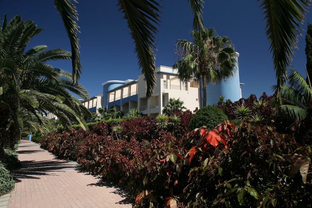 IFA Altamarena by Lopesan Hotels - All Inclusive — Hotel building in Esquinzo, Canary Islands
