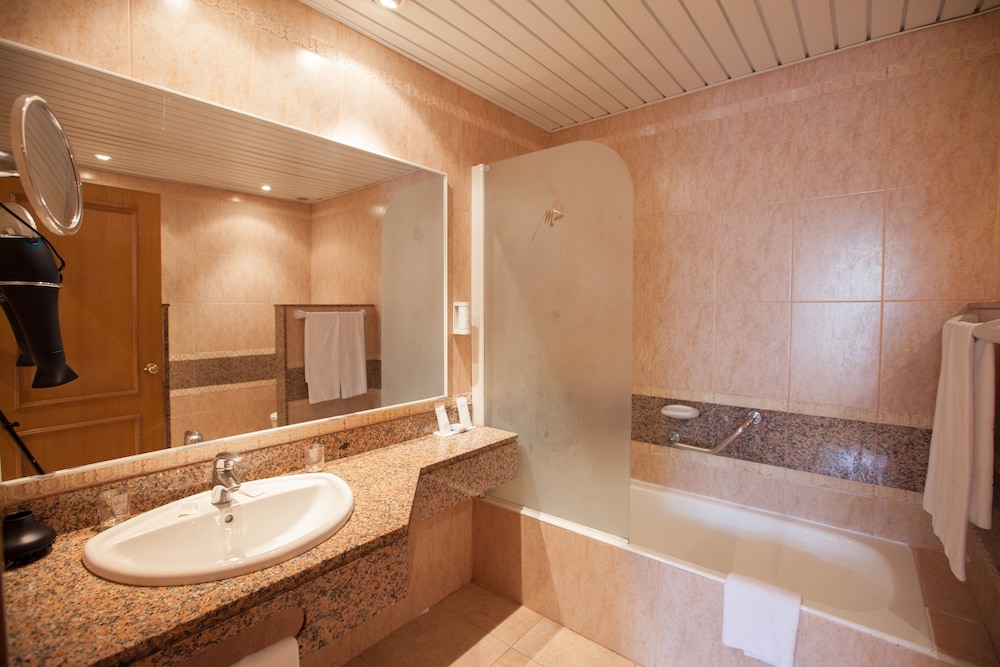 IFA Altamarena by Lopesan Hotels - All Inclusive — Hotel rooms in Esquinzo, Canary Islands