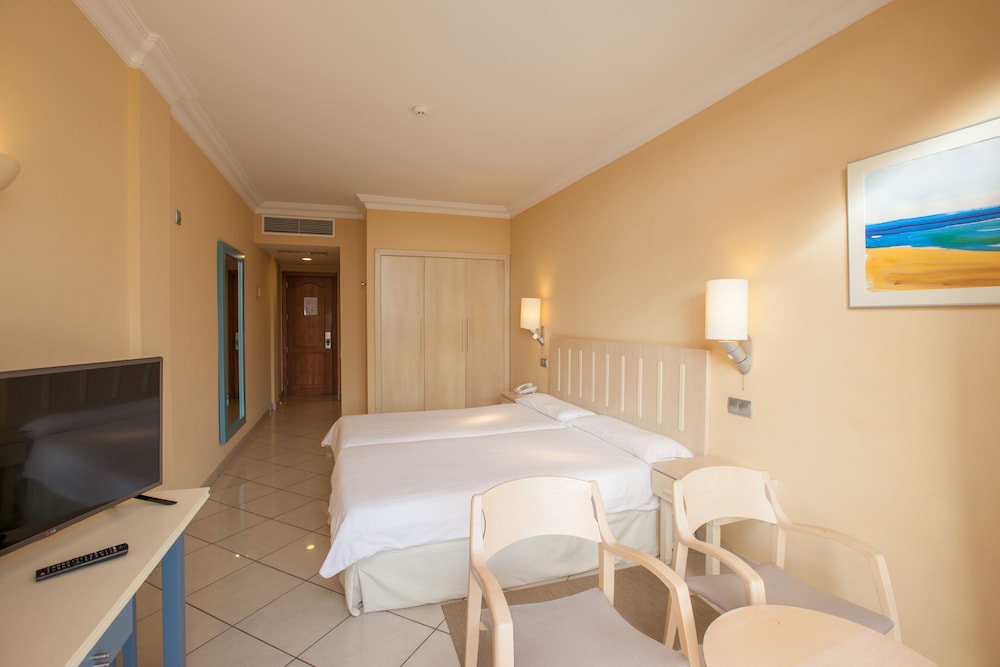 IFA Altamarena by Lopesan Hotels - All Inclusive — Hotel rooms in Esquinzo, Canary Islands