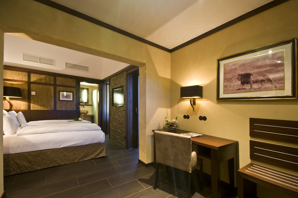 Lindner Hotel Mallorca Portals Nous, part of JdV by Hyatt — Hotel rooms in Portals Nous, Balearic Islands