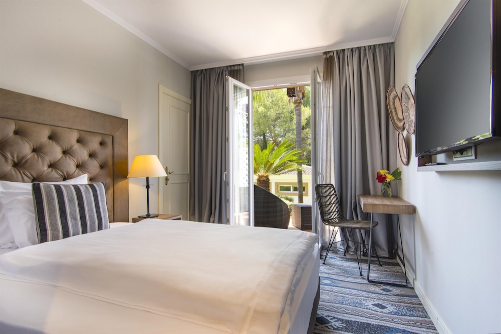 Lindner Hotel Mallorca Portals Nous, part of JdV by Hyatt — Hotel rooms in Portals Nous, Balearic Islands