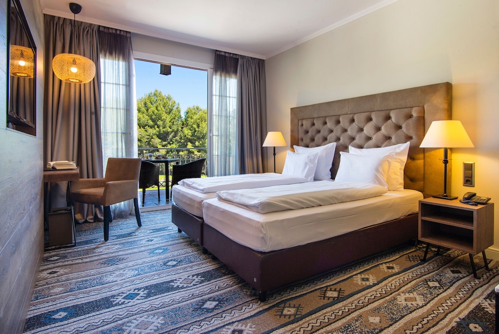 Lindner Hotel Mallorca Portals Nous, part of JdV by Hyatt — Hotel rooms in Portals Nous, Balearic Islands