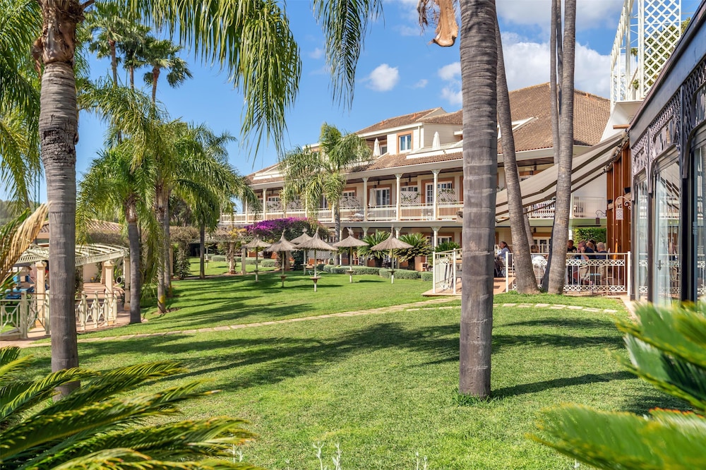 Lindner Hotel Mallorca Portals Nous, part of JdV by Hyatt — Hotel building in Portals Nous, Balearic Islands