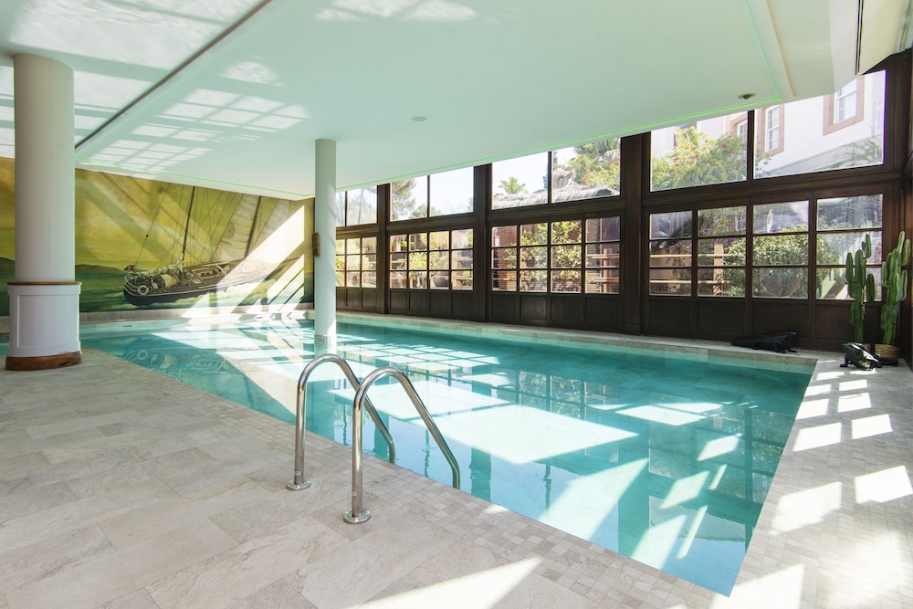 Lindner Hotel Mallorca Portals Nous, part of JdV by Hyatt — Swimming pool in Portals Nous, Balearic Islands