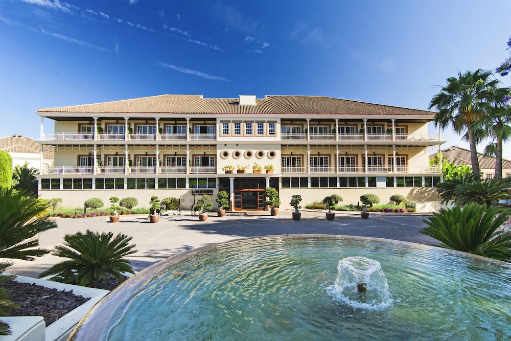 Lindner Hotel Mallorca Portals Nous, part of JdV by Hyatt — Hotel building in Portals Nous, Balearic Islands