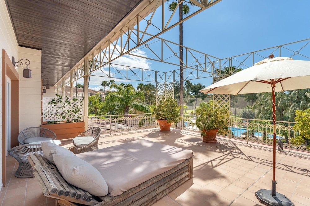 Lindner Hotel Mallorca Portals Nous, part of JdV by Hyatt — Swimming pool in Portals Nous, Balearic Islands