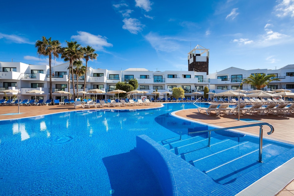 Hotel THB Lanzarote Beach — Main photo in Costa Teguise, Canary Islands