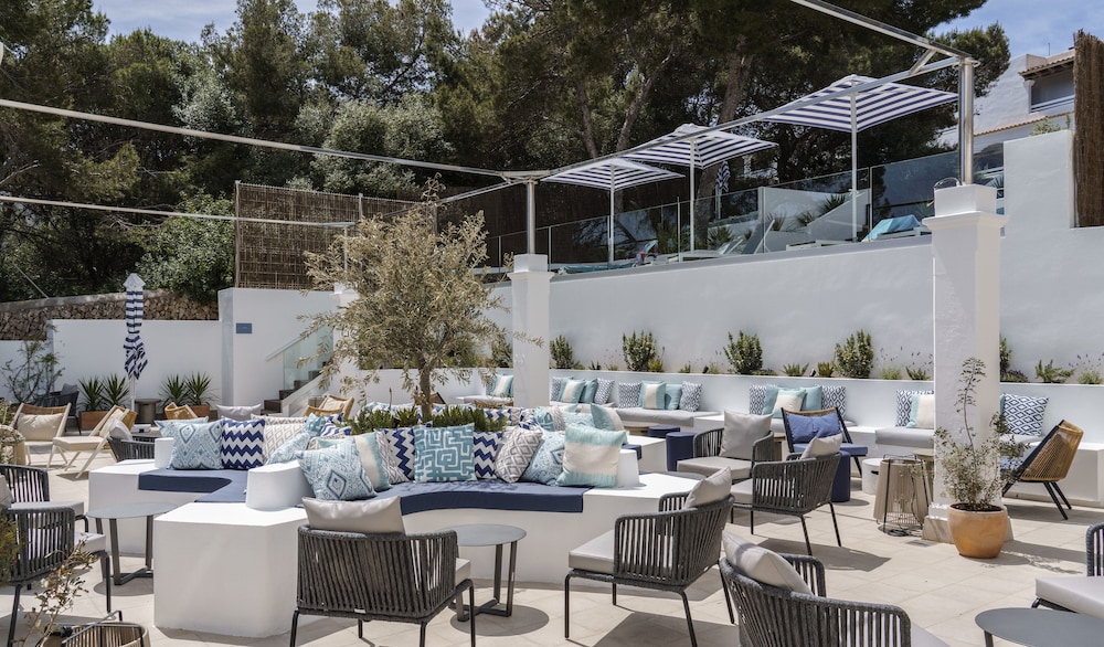 AluaSoul Mallorca Resort - Adults Only - Hyatt Inclusive Collection — Restaurant & bars in Cala d´Or, Balearic Islands