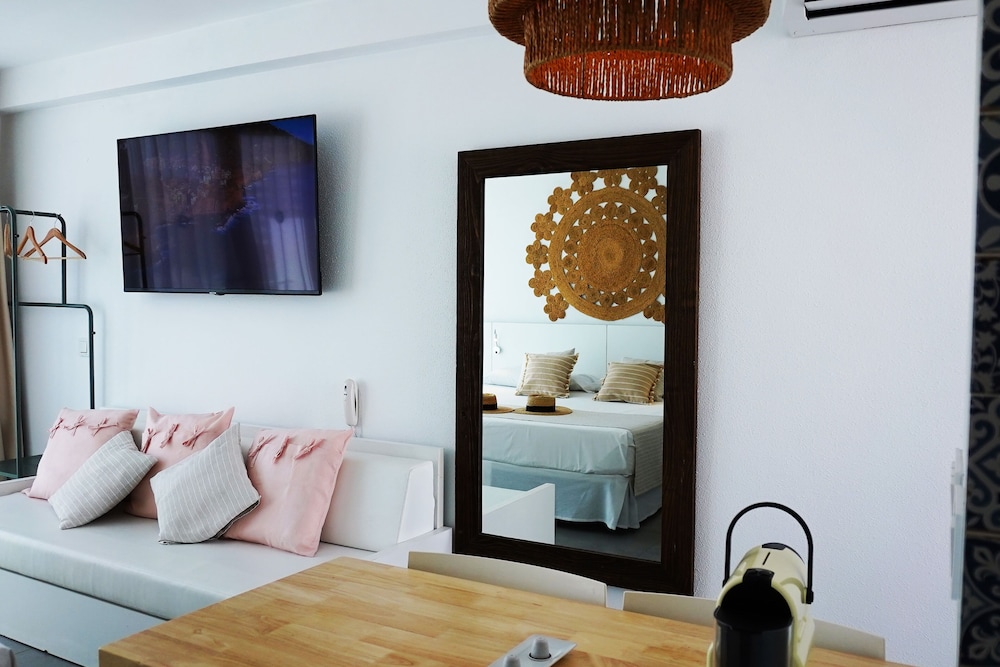 Marina Playa Hotel Apartments by Typic Hotels – Adults Only — Hotel rooms in San Antonio, Balearic Islands