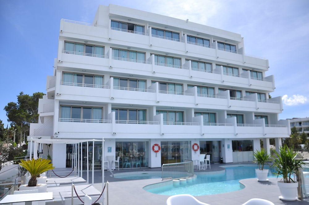 Marina Playa Hotel Apartments by Typic Hotels – Adults Only — Hotel building in San Antonio, Balearic Islands
