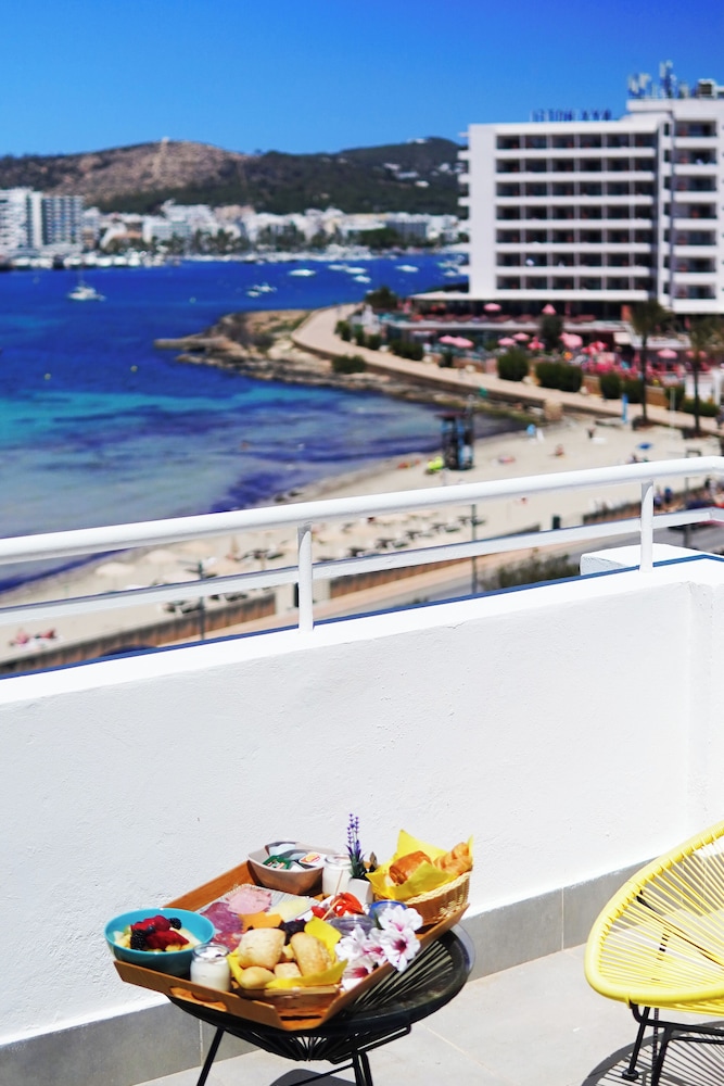 Marina Playa Hotel Apartments by Typic Hotels – Adults Only — Beach in San Antonio, Balearic Islands