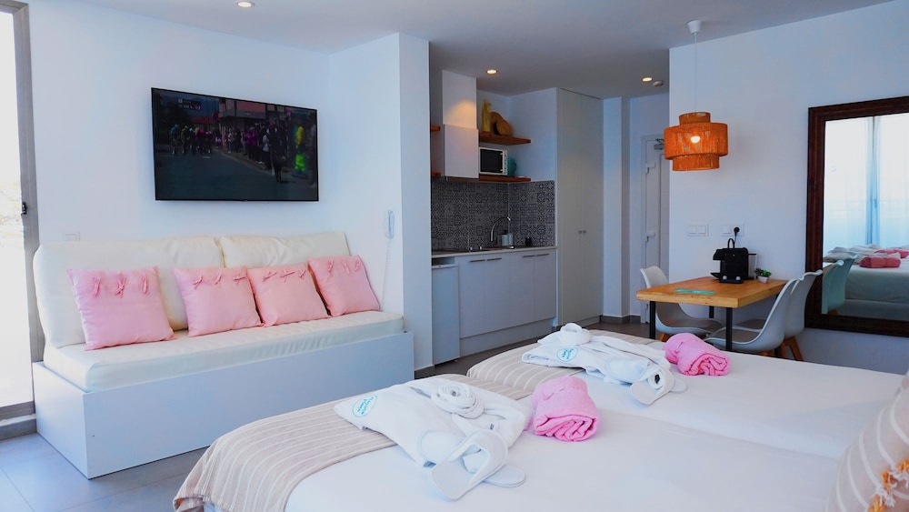 Marina Playa Hotel Apartments by Typic Hotels – Adults Only — Hotel rooms in San Antonio, Balearic Islands