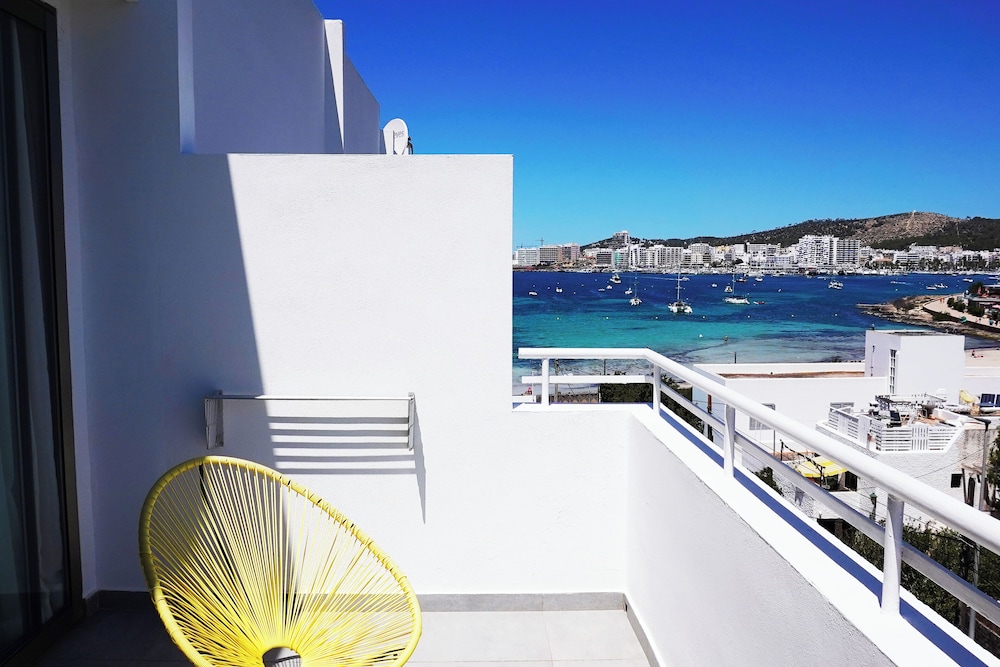 Marina Playa Hotel Apartments by Typic Hotels – Adults Only — Beach in San Antonio, Balearic Islands