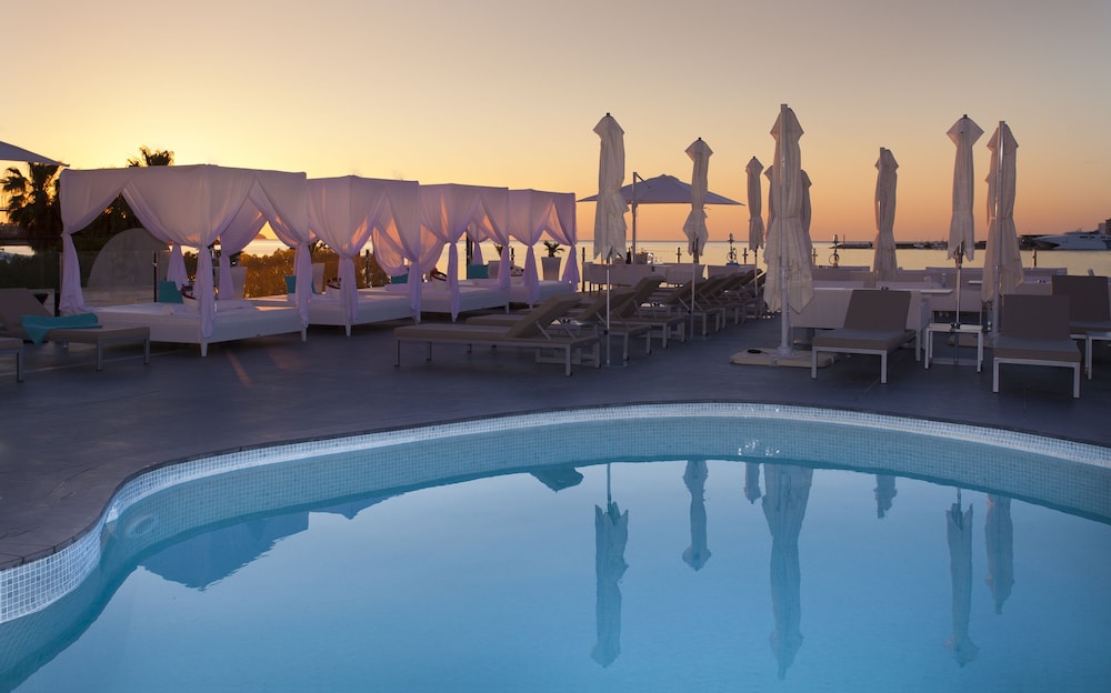Marina Playa Hotel Apartments by Typic Hotels – Adults Only — Swimming pool in San Antonio, Balearic Islands