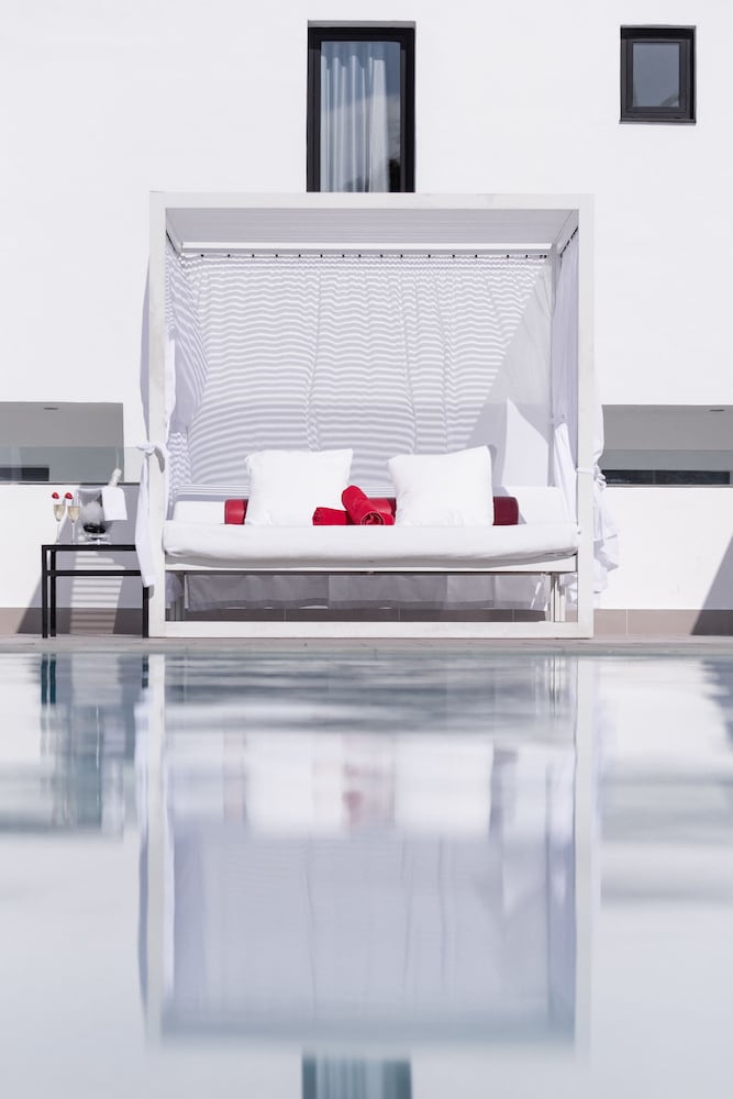 Migjorn Ibiza Suites & Spa — Hotel rooms in Playa d'en Bossa, Balearic Islands