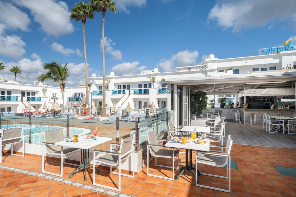 Montana Club Suite Hotel — Restaurant & bars in Puerto del Carmen, Canary Islands