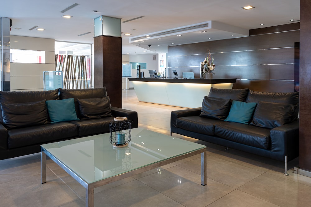 Nautic Hotel & Spa — Hotel building in Playa de Palma, Balearic Islands