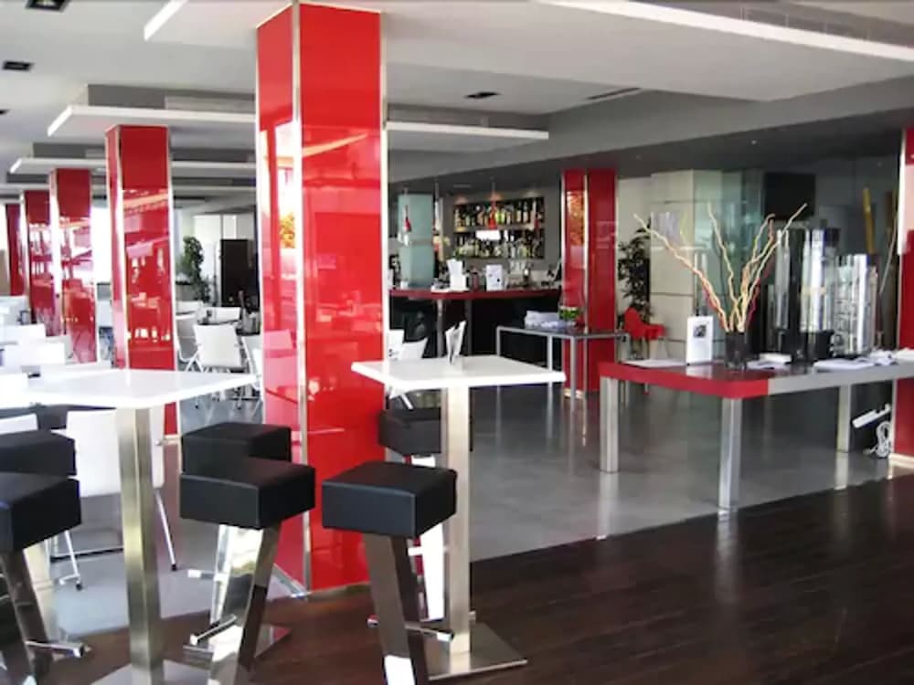 Nautic Hotel & Spa — Restaurant & bars in Playa de Palma, Balearic Islands