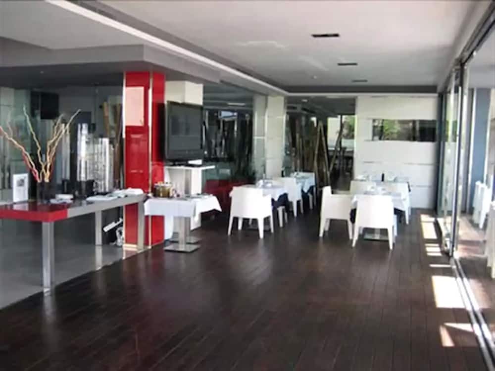 Nautic Hotel & Spa — Restaurant & bars in Playa de Palma, Balearic Islands