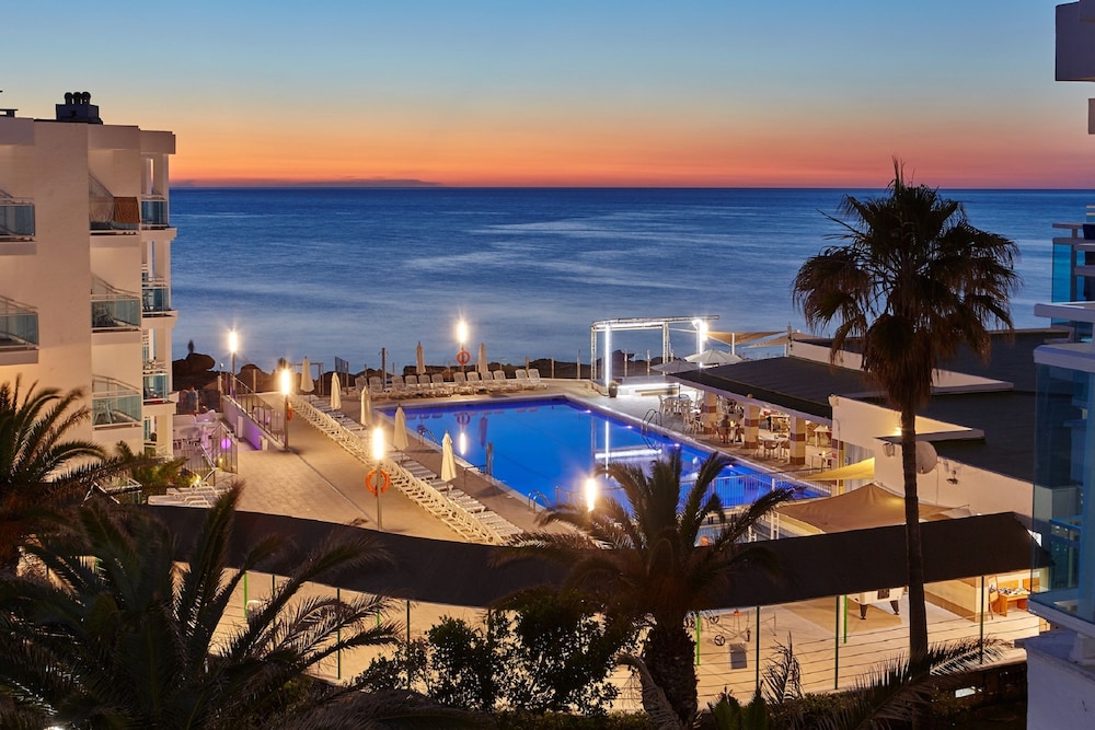 Nereida Aparthotel — Swimming pool in San Antonio, Balearic Islands