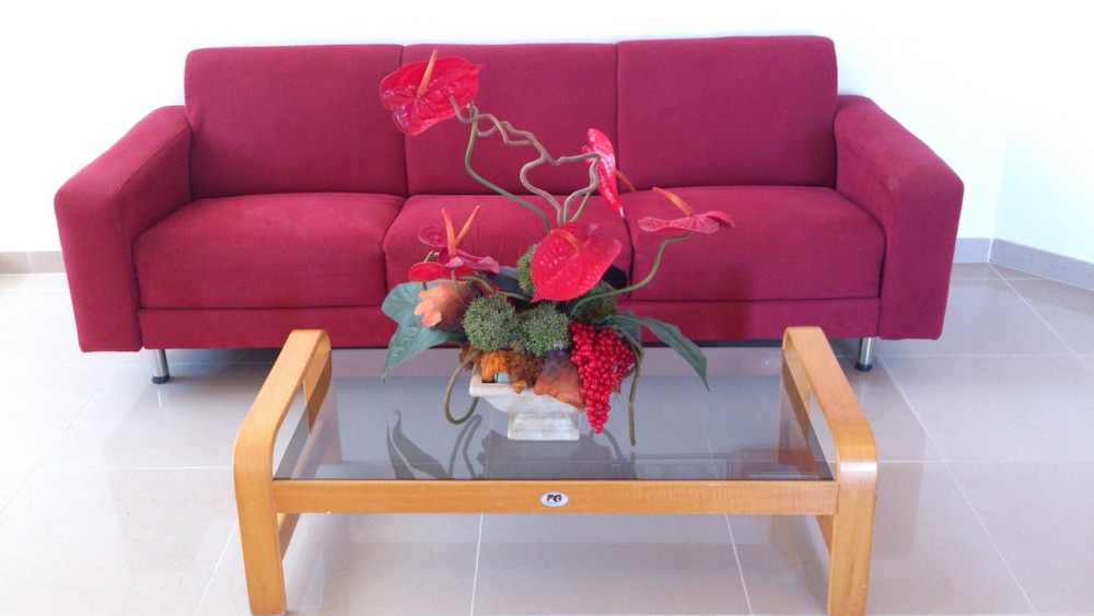 Nereida Aparthotel — Hotel rooms in San Antonio, Balearic Islands
