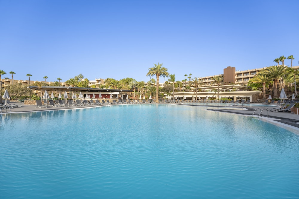 Barcelo Lanzarote Active Resort — Swimming pool in Costa Teguise, Canary Islands