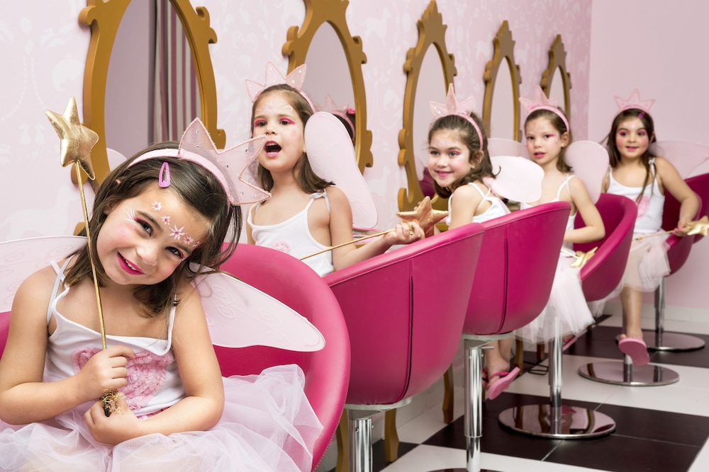 Barcelo Lanzarote Active Resort — Attractions for children in Costa Teguise, Canary Islands