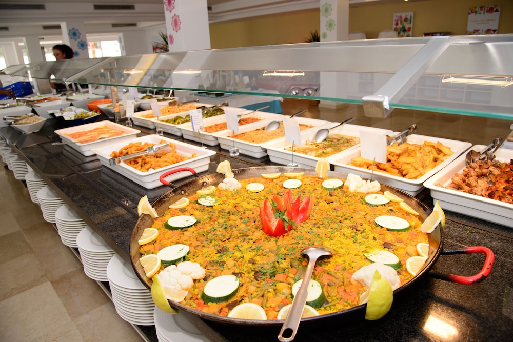 Cala Llenya Resort Ibiza - Hotel — Restaurant & bars in Santa Eulalia, Balearic Islands