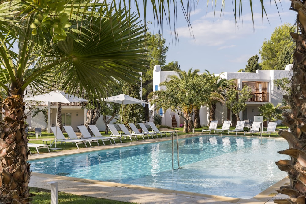Cala Llenya Resort Ibiza - Hotel - zdjęcie 2