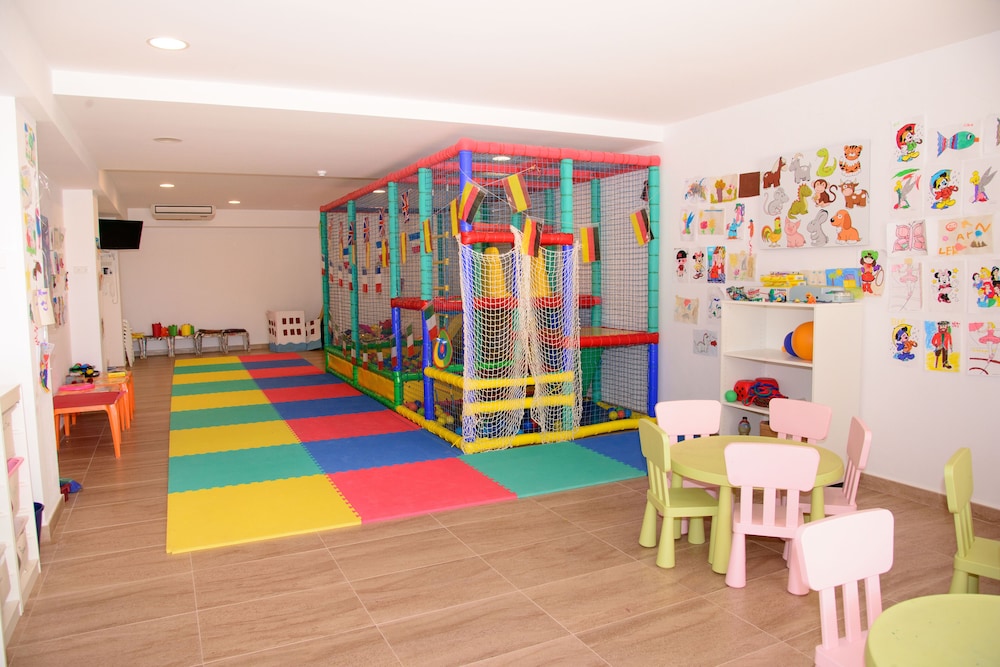 Cala Llenya Resort Ibiza - Hotel — Attractions for children in Santa Eulalia, Balearic Islands
