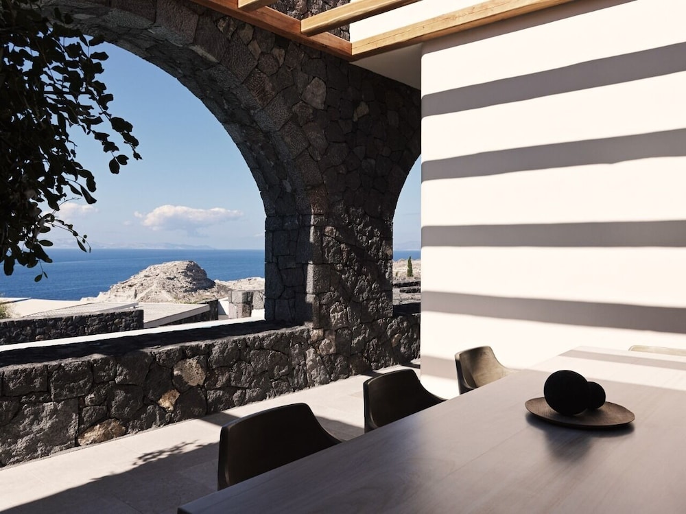 Canaves Epitome - Small Luxury Hotels of the World — Restaurant & bars in Oia, South Aegean