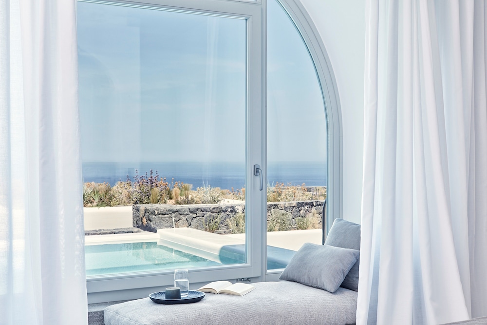 Canaves Epitome - Small Luxury Hotels of the World — Hotel rooms in Oia, South Aegean