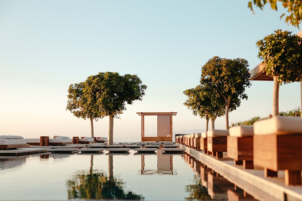 Canaves Epitome - Small Luxury Hotels of the World — Swimming pool in Oia, South Aegean