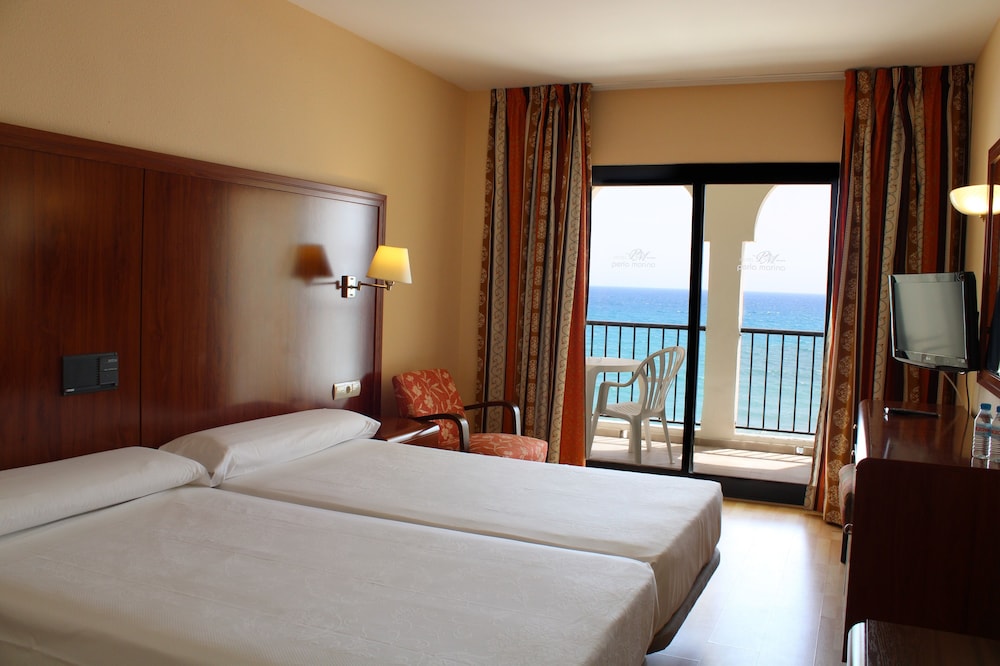 Hotel Perla Marina — Hotel rooms in Nerja, Andalusia