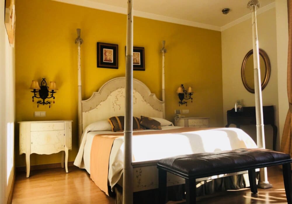 Hotel Perla Marina — Hotel rooms in Nerja, Andalusia