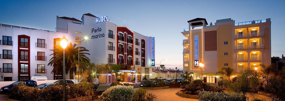 Hotel Perla Marina — Hotel building in Nerja, Andalusia