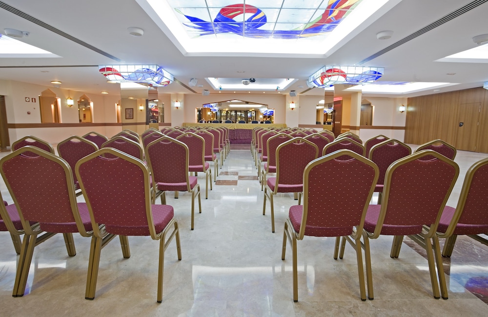 Hotel Perla Marina — Restaurant & bars in Nerja, Andalusia