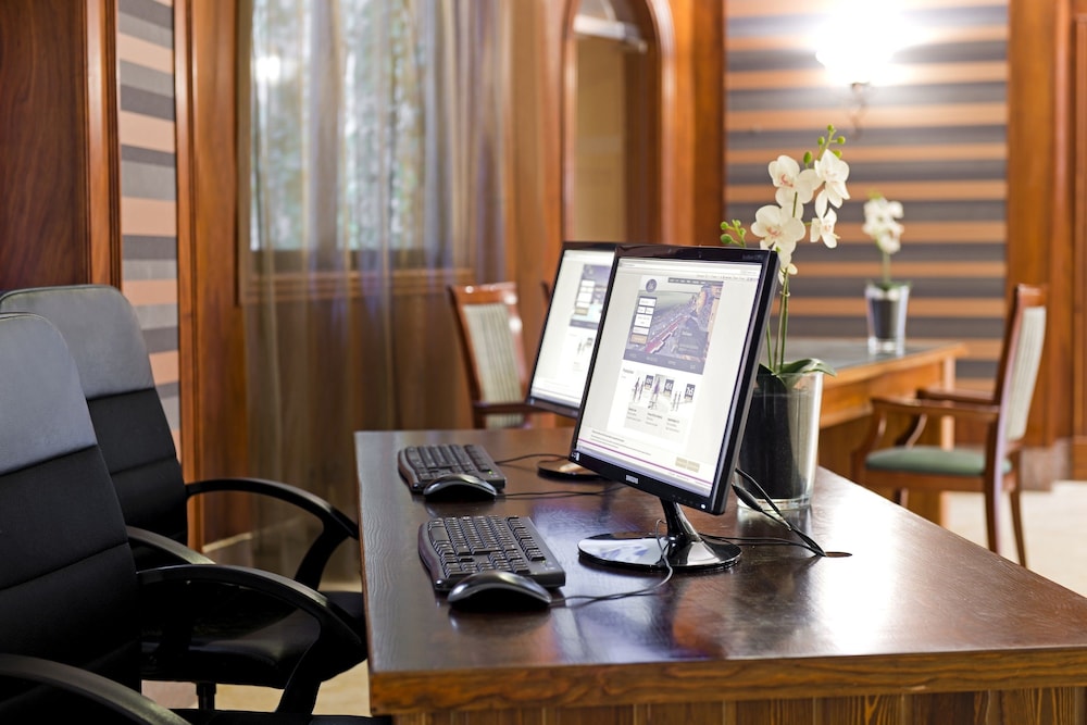 Elba Lucía Sport & Suite Hotel — Hotel building in Costa de Antigua, Canary Islands