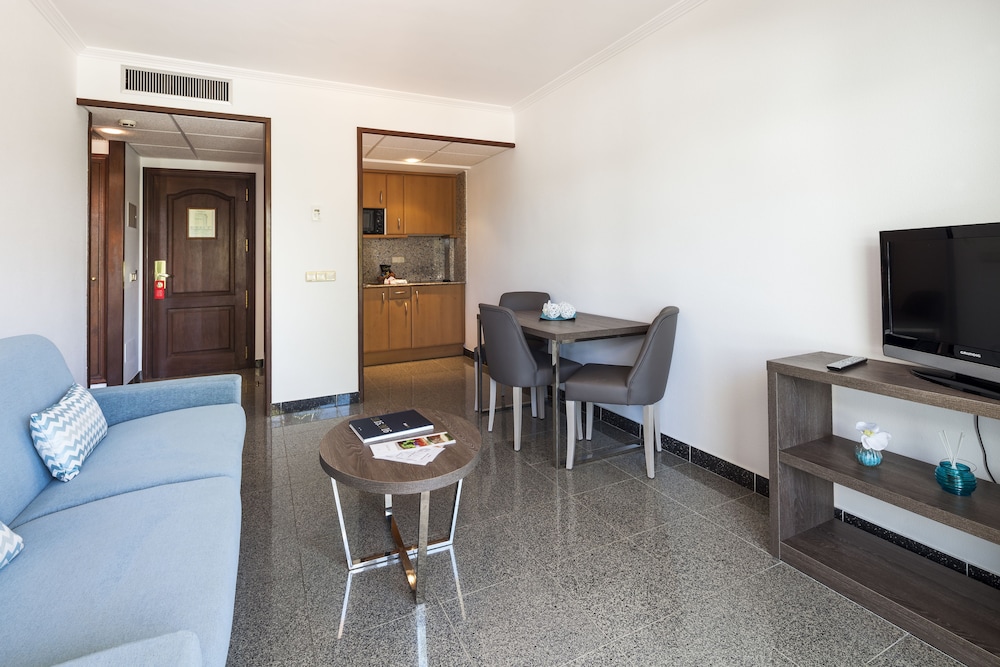 S'Argamassa Boutique Hotel — Hotel rooms in Santa Eulalia, Balearic Islands