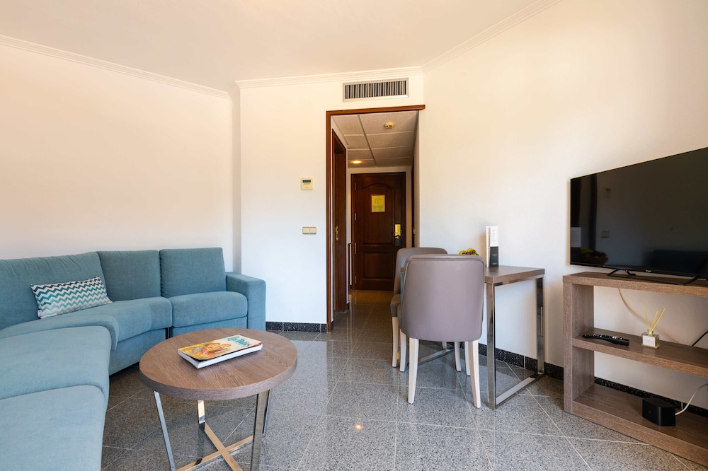 S'Argamassa Boutique Hotel — Hotel rooms in Santa Eulalia, Balearic Islands