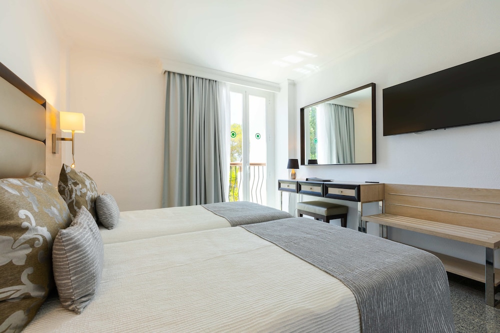 S'Argamassa Boutique Hotel — Hotel rooms in Santa Eulalia, Balearic Islands