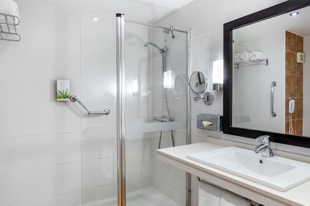 Hilton Vacation Club Sunset Harbour Club Tenerife — Hotel rooms in Costa Adeje, Canary Islands