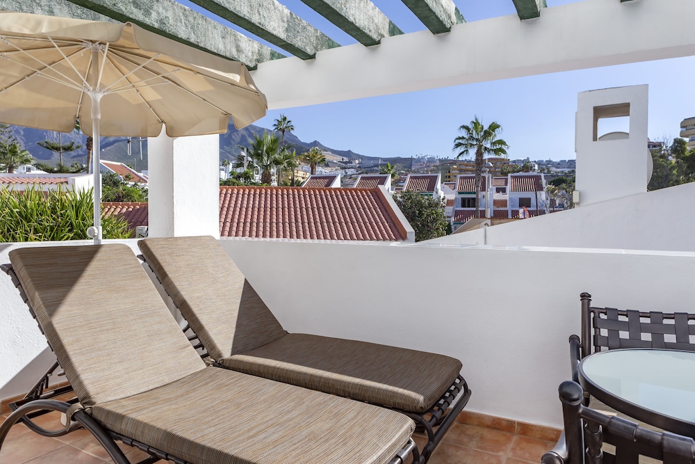 Hilton Vacation Club Sunset Harbour Club Tenerife — Hotel rooms in Costa Adeje, Canary Islands