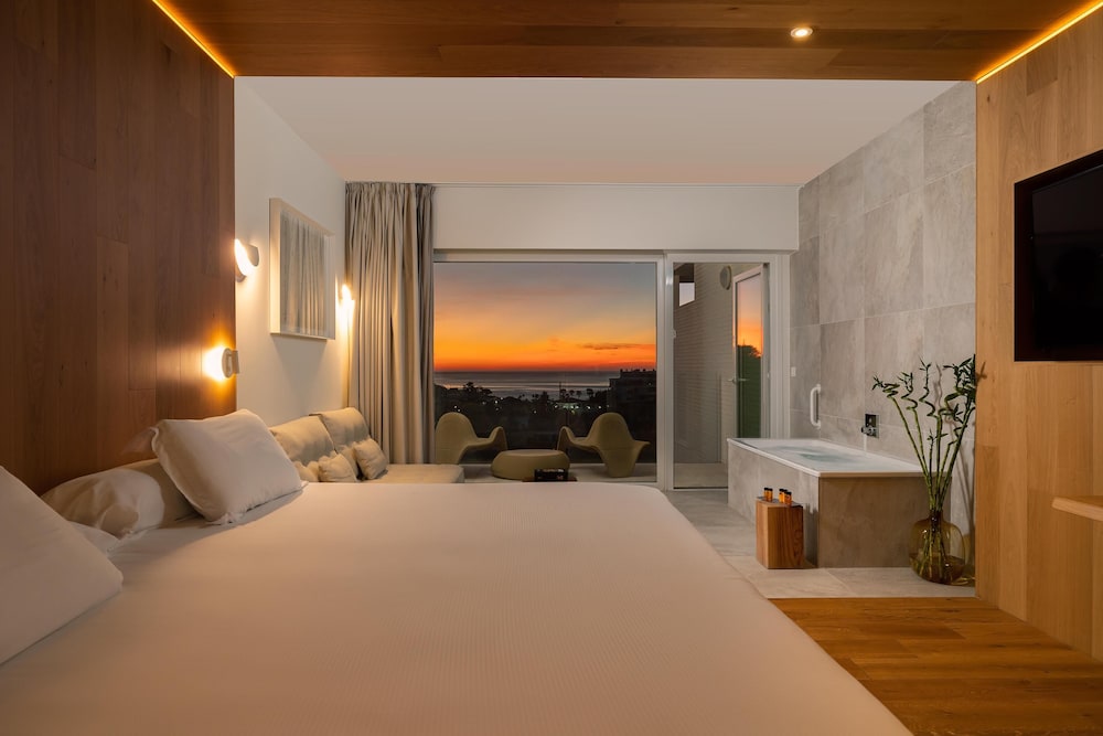 Higueron Hotel Malaga, Curio Collection by Hilton — Hotel rooms in Fuengirola, Andalusia