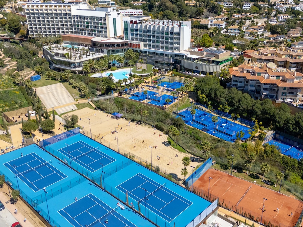 Higueron Hotel Malaga, Curio Collection by Hilton — Swimming pool in Fuengirola, Andalusia