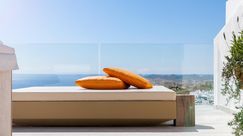 Higueron Hotel Malaga, Curio Collection by Hilton — Hotel rooms in Fuengirola, Andalusia