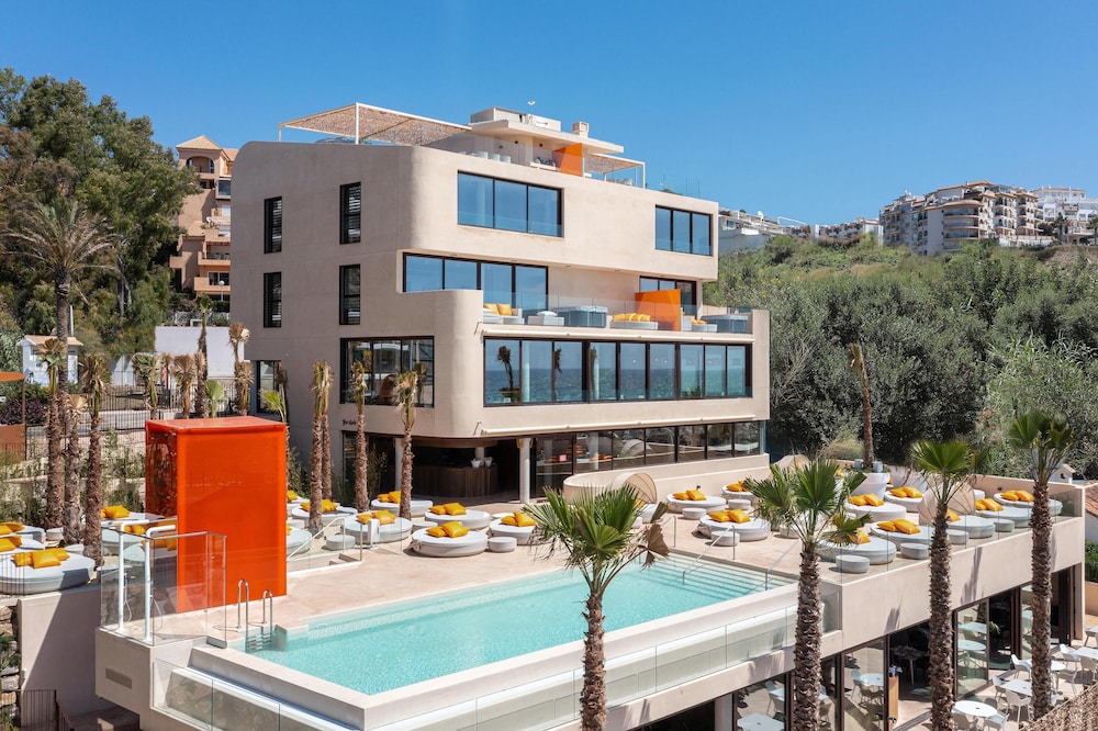 Higueron Hotel Malaga, Curio Collection by Hilton — Hotel building in Fuengirola, Andalusia